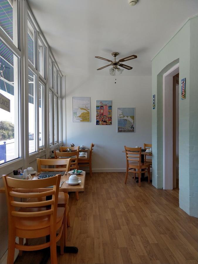 By The Sea Bed And Breakfast Eastbourne Bagian luar foto